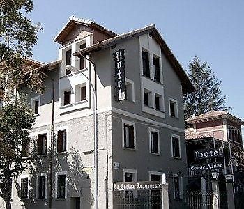 Hotel Conde Aznar à Jaca Extérieur photo