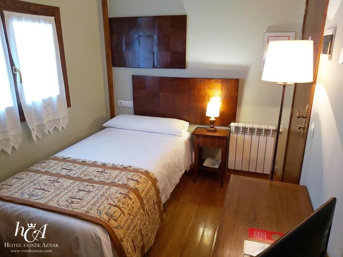 Hotel Conde Aznar à Jaca Extérieur photo
