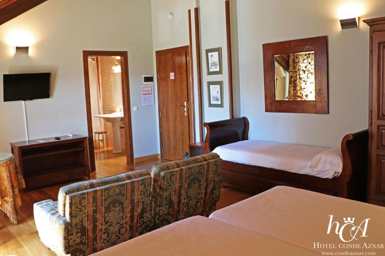 Hotel Conde Aznar à Jaca Extérieur photo