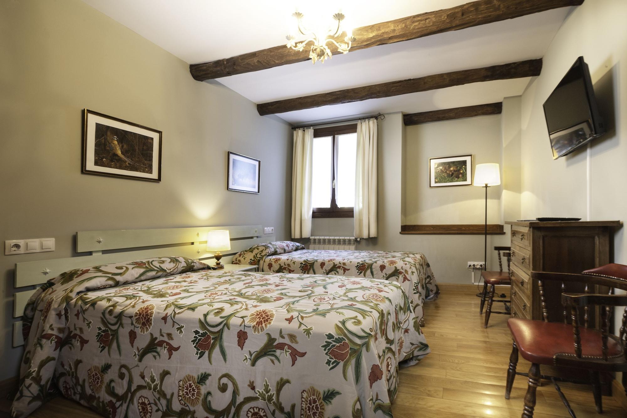 Hotel Conde Aznar à Jaca Extérieur photo