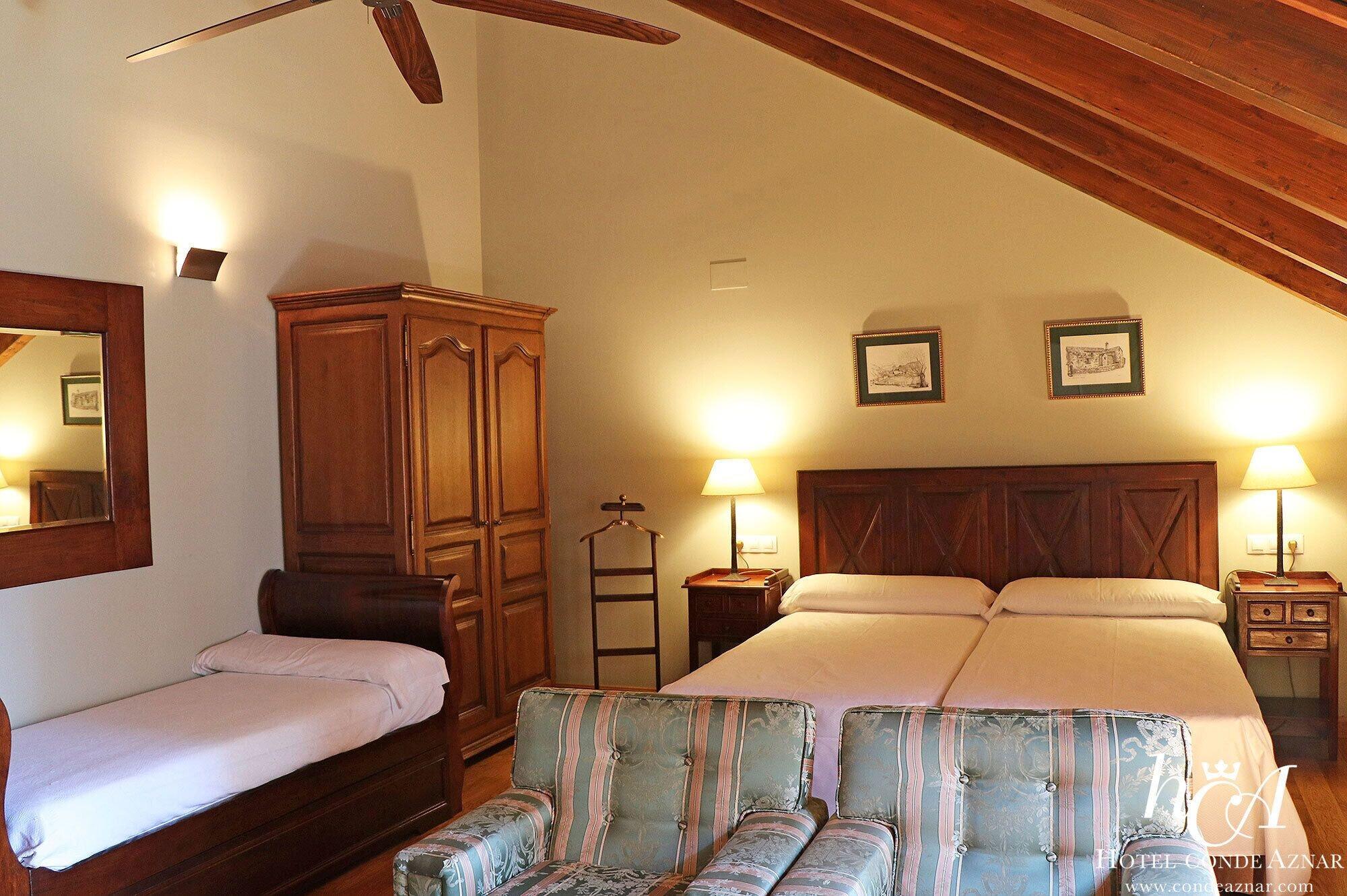 Hotel Conde Aznar à Jaca Extérieur photo